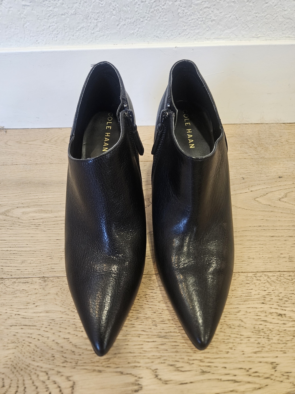 Cole Haan Vestry Bootie Size 8